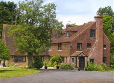 Cleavers Lyng Country House