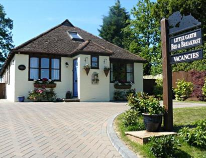 Little Garth B & B